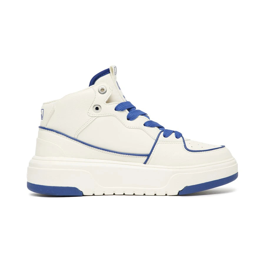 BASIC SNEAKERS