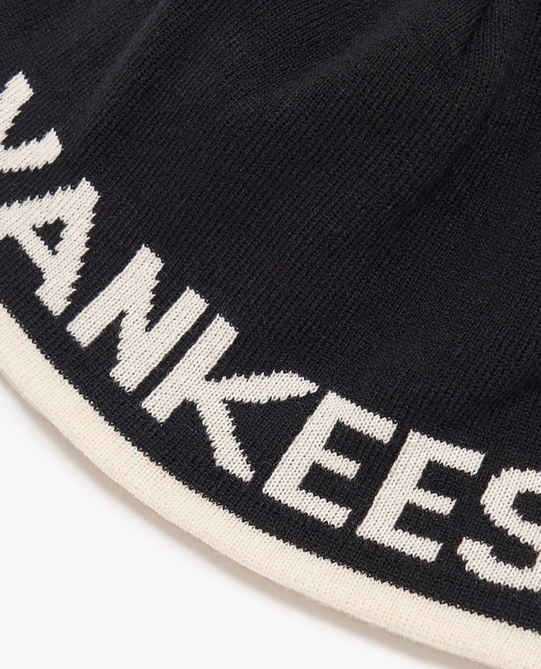 NEW YORK YANKEES BASIC BEANIE