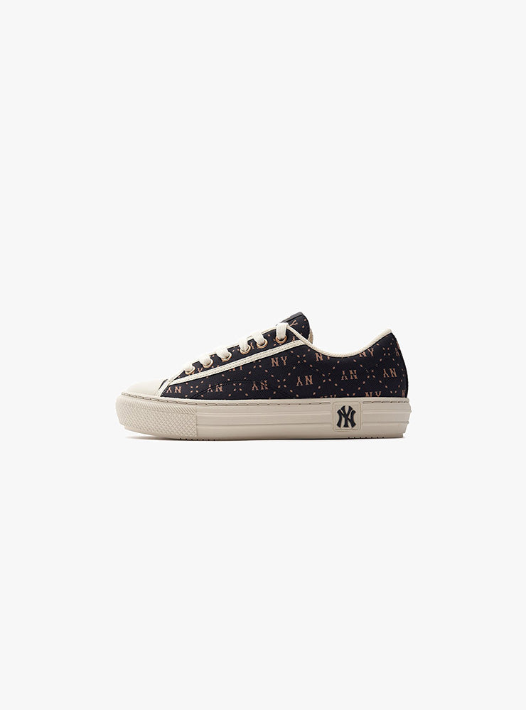NEW YORK YANKEES MONOGRAM CANVAS SHOES