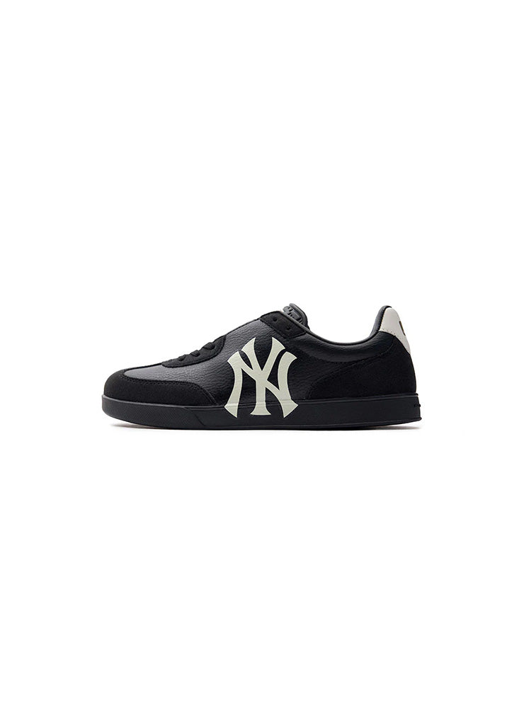 NEW YORK YANKEES BASIC SNEAKERS