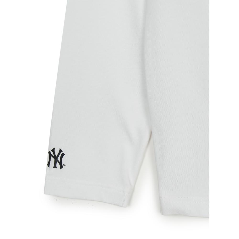 BASIC STREET MEGA LOGO LOOSE-FIT LONG-SLEEVE T-SHIRT NEW YORK YANKEES