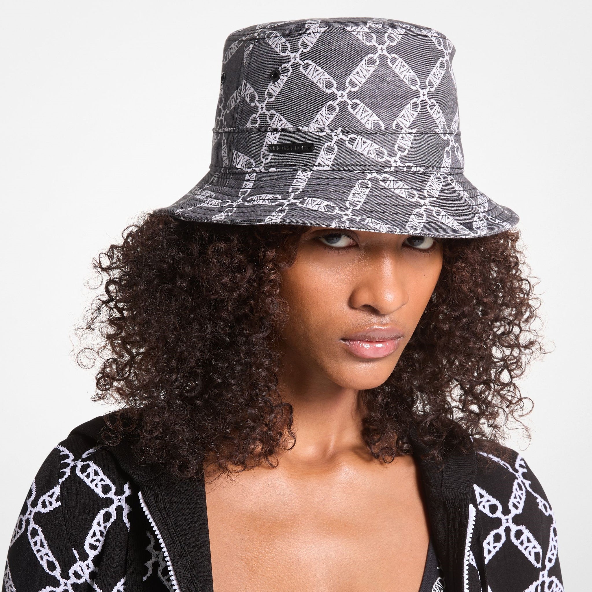 Empire Logo Jacquard Bucket Hat – VALIRAM247.COM
