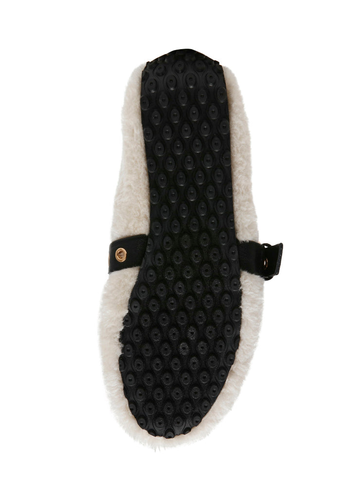 TOASTY BEIGE FLATS