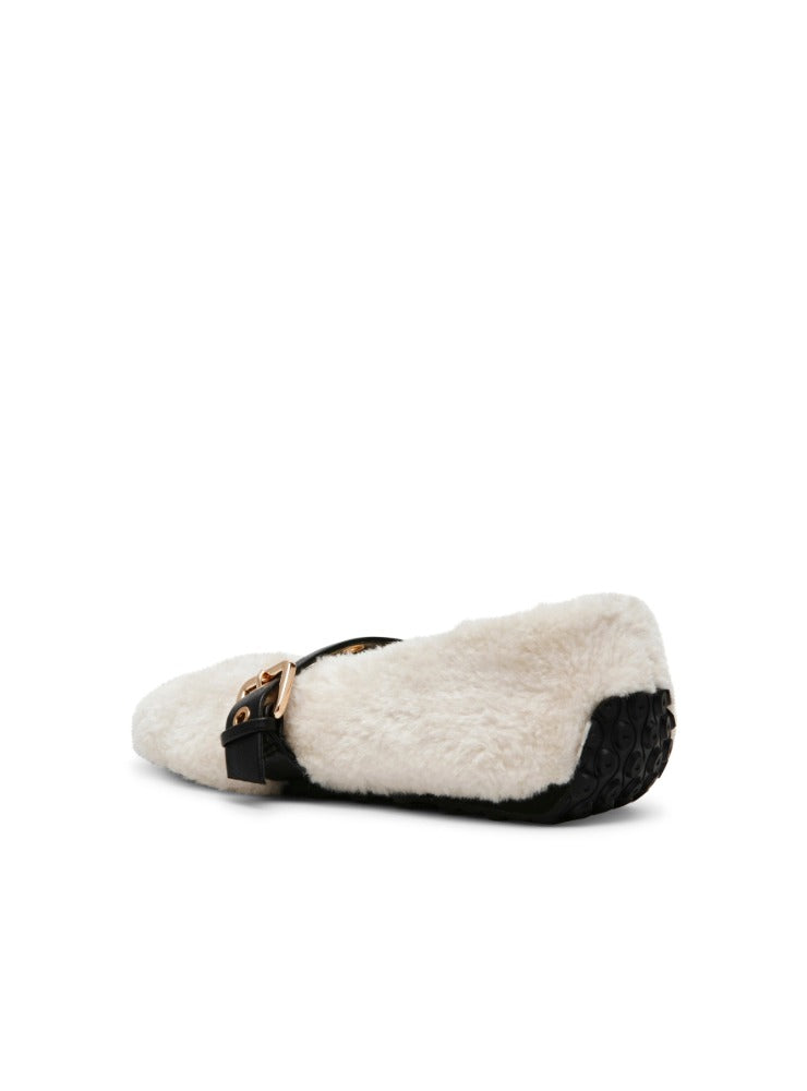 TOASTY BEIGE FLATS