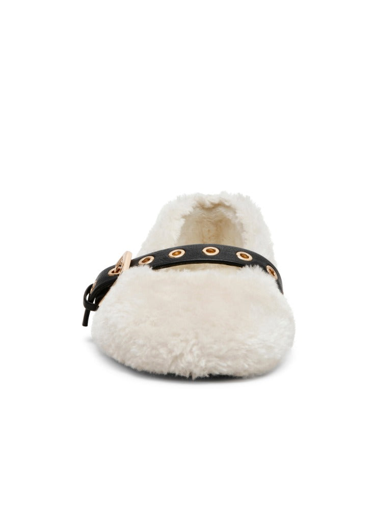 TOASTY BEIGE FLATS